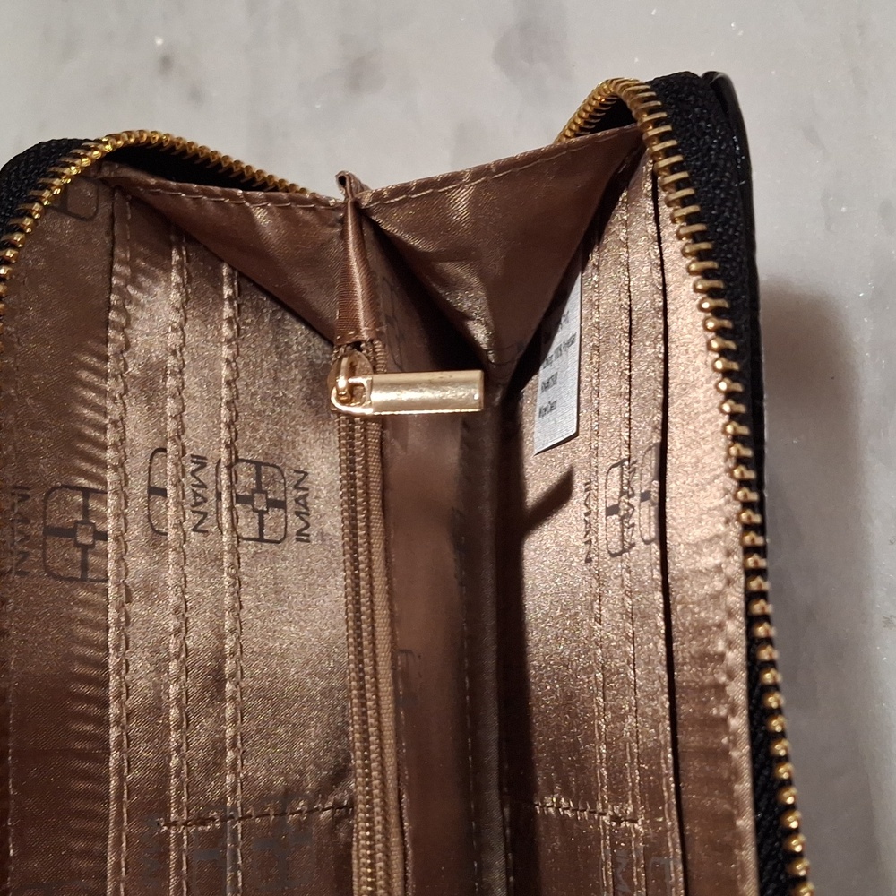 Women's Wallet - Picture 7 of 9